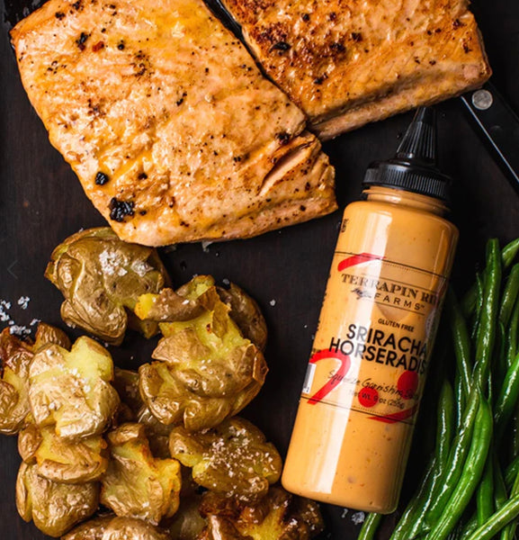 Sriracha Horseradish Garnishing Squeeze